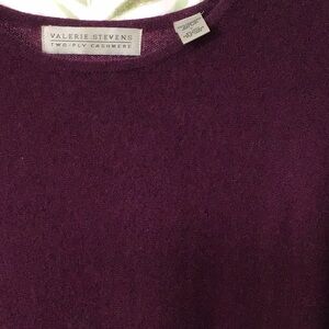 Valerie Stevens 2 ply Cashmere Burgundy Crew Neck Sweater